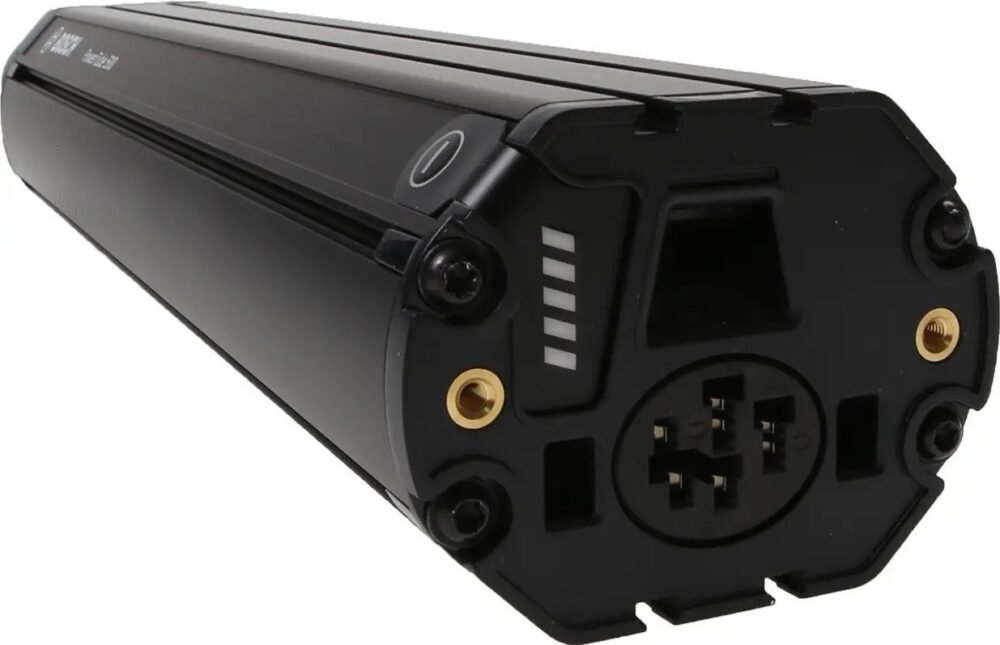 Batterie-Bosch-Powertube-625-Horizontal-625-Wh-2_122_11zon.jpeg