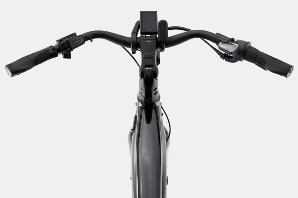 Cannondale-Mavaro-Neo-1-3_11zon.jpeg