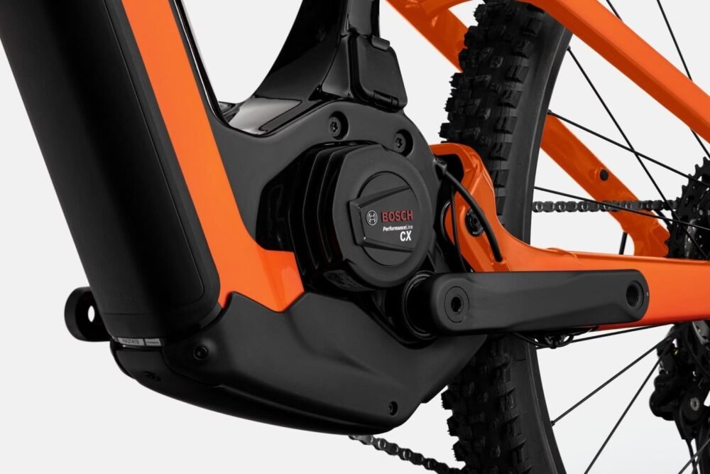 Cannondale-Moterra-Neo-Carbon-1-3_11zon.jpeg