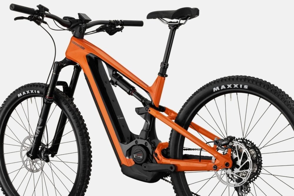Cannondale-Moterra-Neo-Carbon-1-4_11zon.jpeg