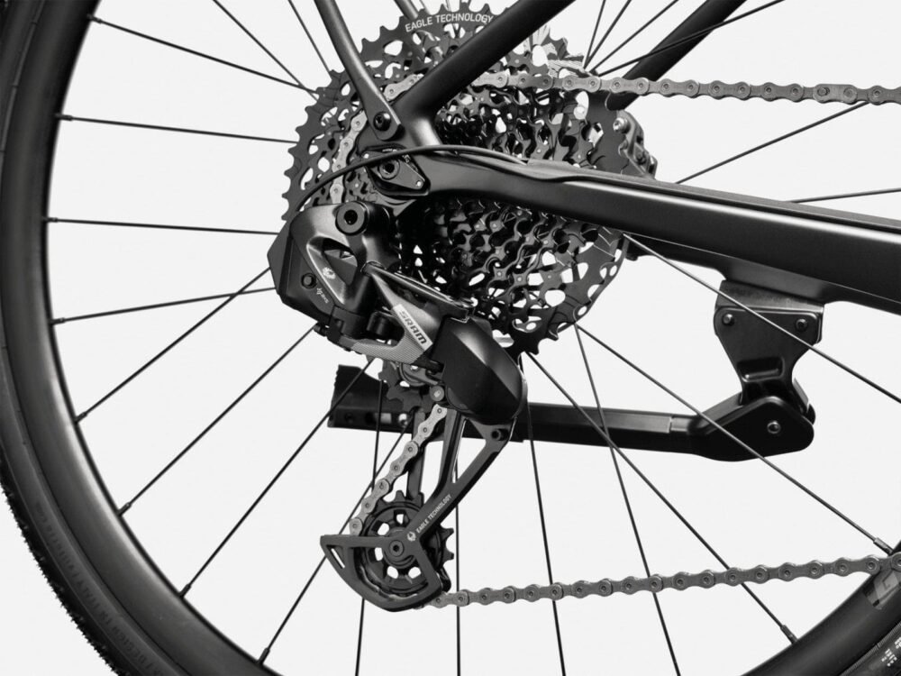 Cannondale-Tesoro-Neo-Carbon-1-2_11zon.jpeg