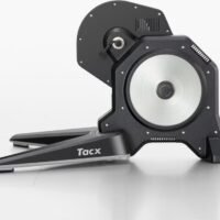 Home-Trainer-Tacx-Flux-S-Smart-T2900S-2_30_11zon.jpeg