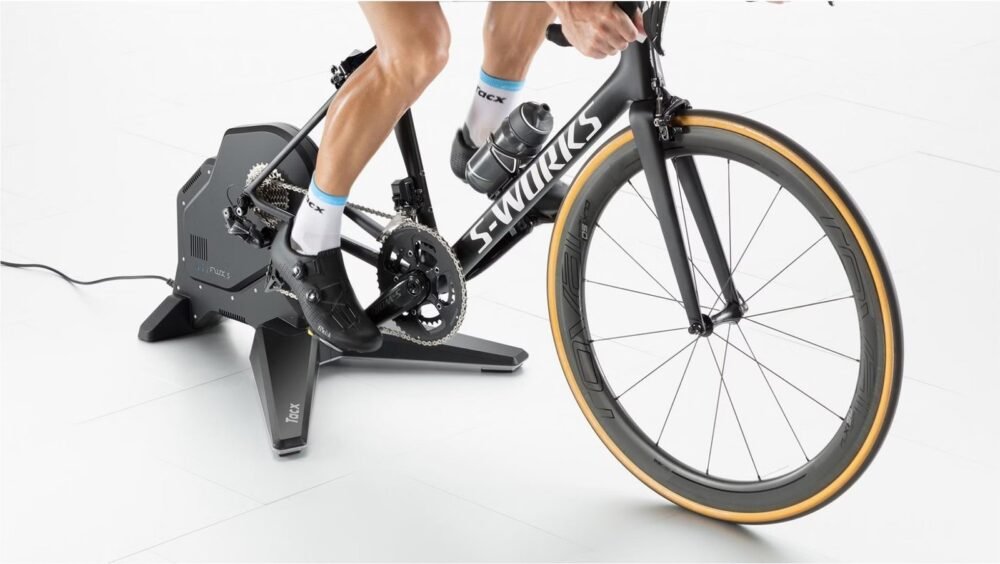 Home-Trainer-Tacx-Flux-S-Smart-T2900S-3_29_11zon.jpeg