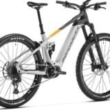 Mondraker-Crafty-Carbon-R-2_11zon.jpg