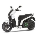 Scooter-Electrique-Silence-S01-Blanc.jpg