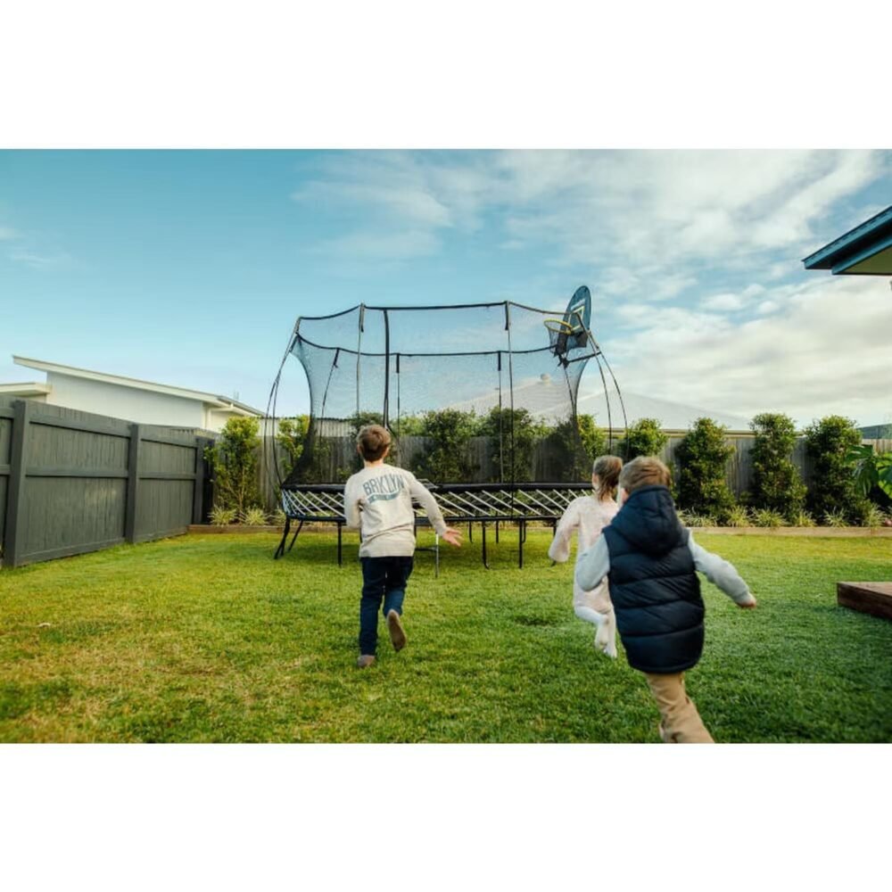Springfree-Trampoline-O92-Grand-Ovale-3_11zon.jpg