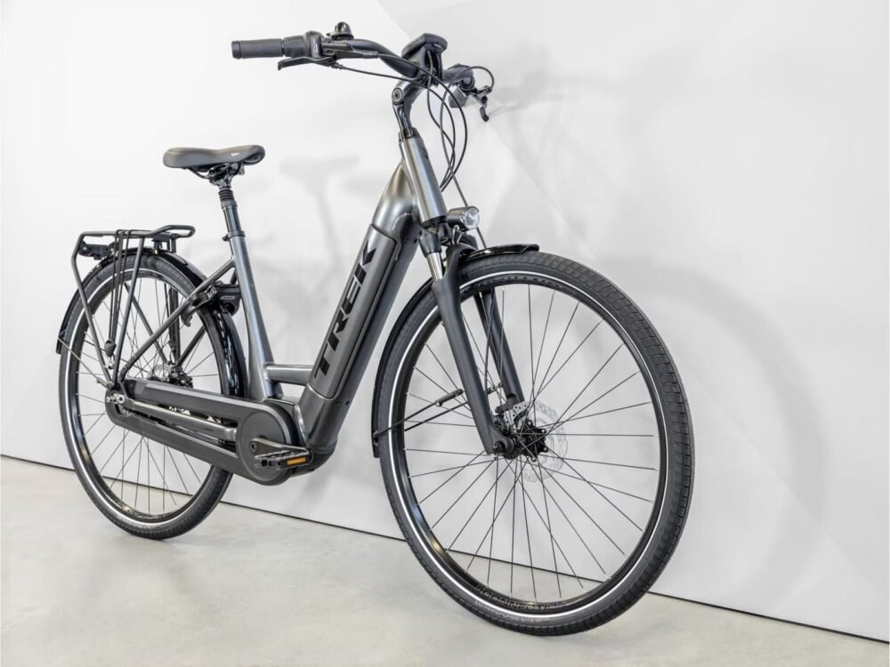 Trek-District-3-Lowstep-Shimano-Nexus-500-Wh-2022-1_11zon.jpeg