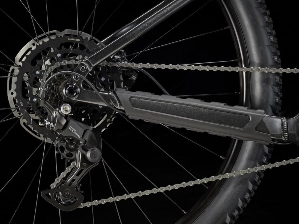 VTT-Electrique-Semi-Rigide-Trek-Marlin-6-4.jpeg