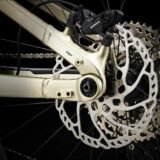 VTT-Electrique-Tout-Suspendu-Trek-Powerfly-FS-7-27.5-4_11zon.jpeg