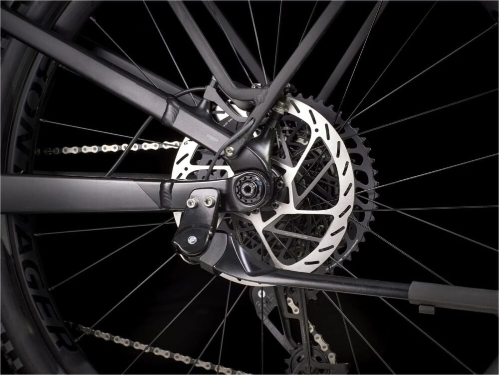 VTT-Electrique-Tout-Suspendu-Trek-Powerfly-FS-9-EQ-5.jpeg