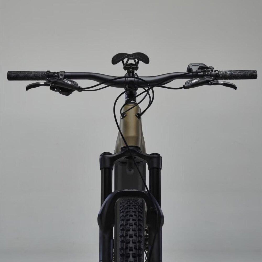 VTT-lectrique-Rockrider-Stilus-E-All-Mountain-5-imageonline.co-9023794.jpg