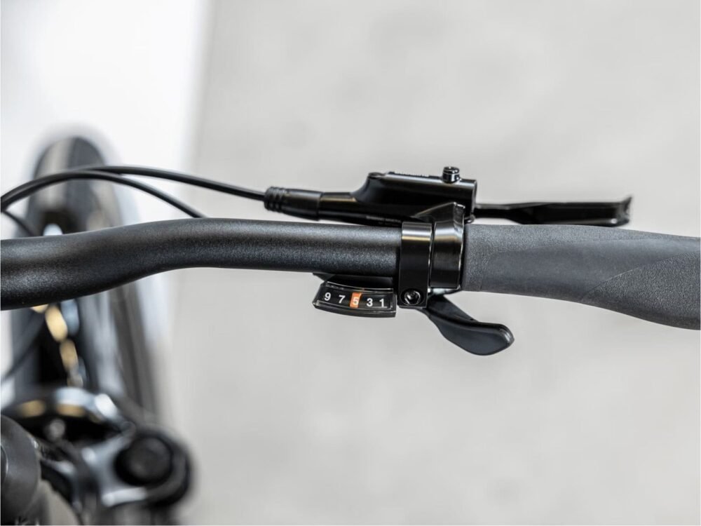 Velo-Electrique-Trek-Allant-5-Stagger-4.jpeg
