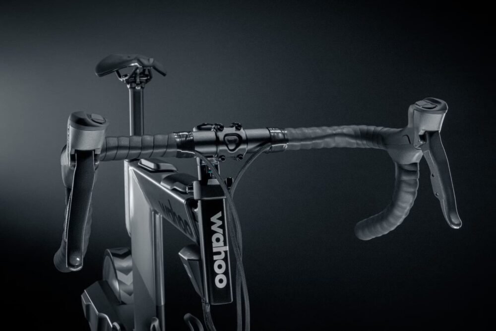 Velo-dInterieur-Wahoo-Fitness-Kickr-Bike-V2-4_260.jpeg